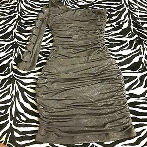 City Triangles Party Glittery one sleeve grey dress